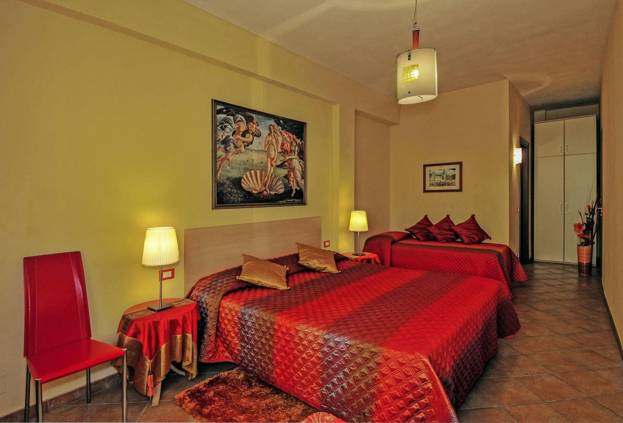 B&B Ai Cipressi Лука Екстериор снимка