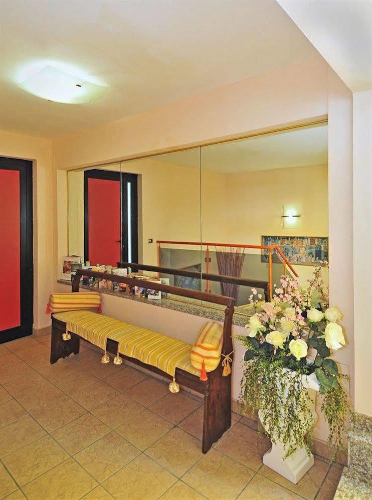 B&B Ai Cipressi Лука Екстериор снимка